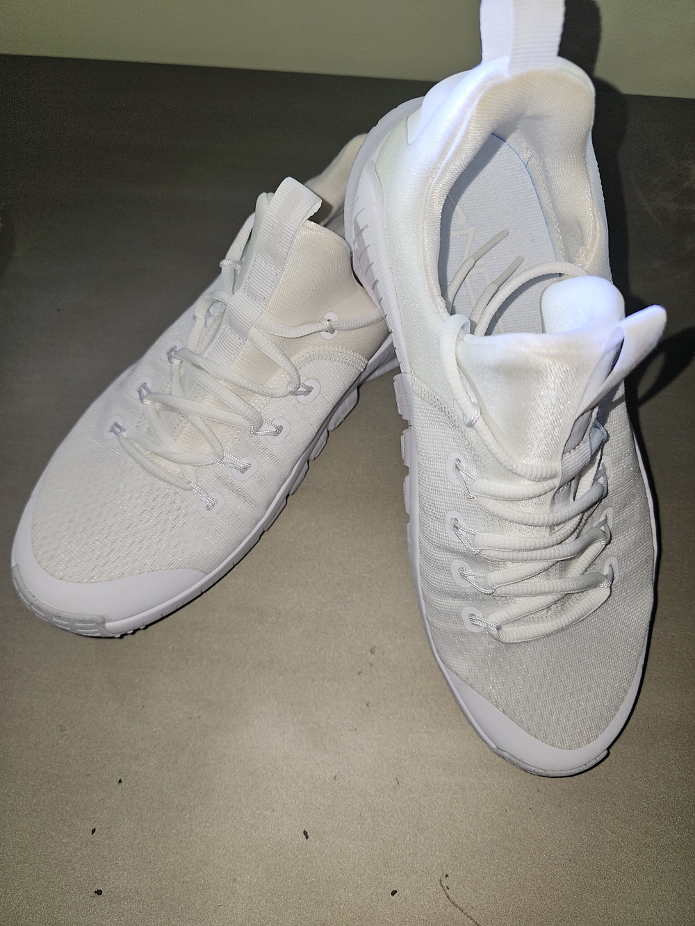 Nike Free Metcon 6 Running Shoe - Size 10 In White